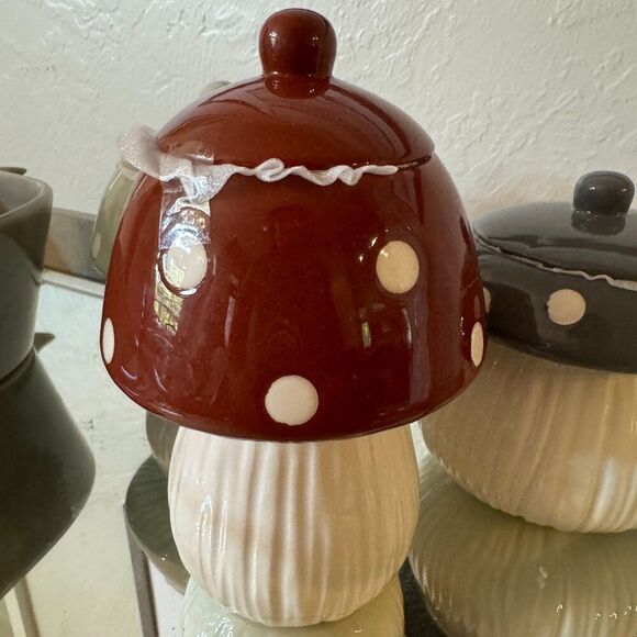 Target bullseye mushroom polka dot Modern Ceramic Canisters & Jars set of 3 - Picture 2 of 4